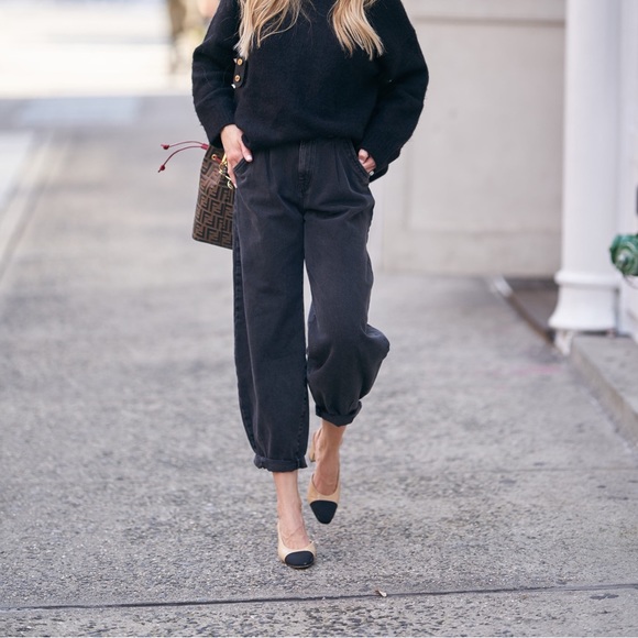 Zara Slouchy Pleated Jeans!! 💙 - Picture 5 of 5